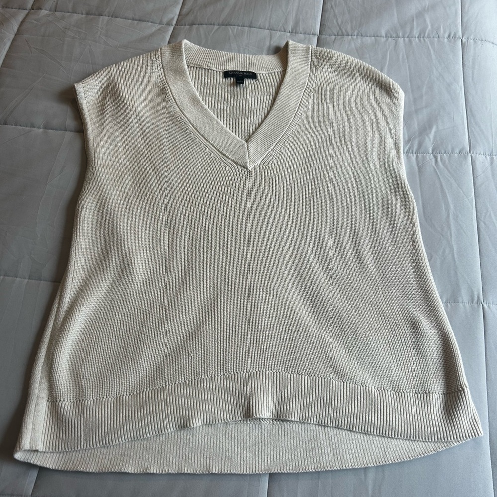 Banana Republic Sz L Sweater EUC
